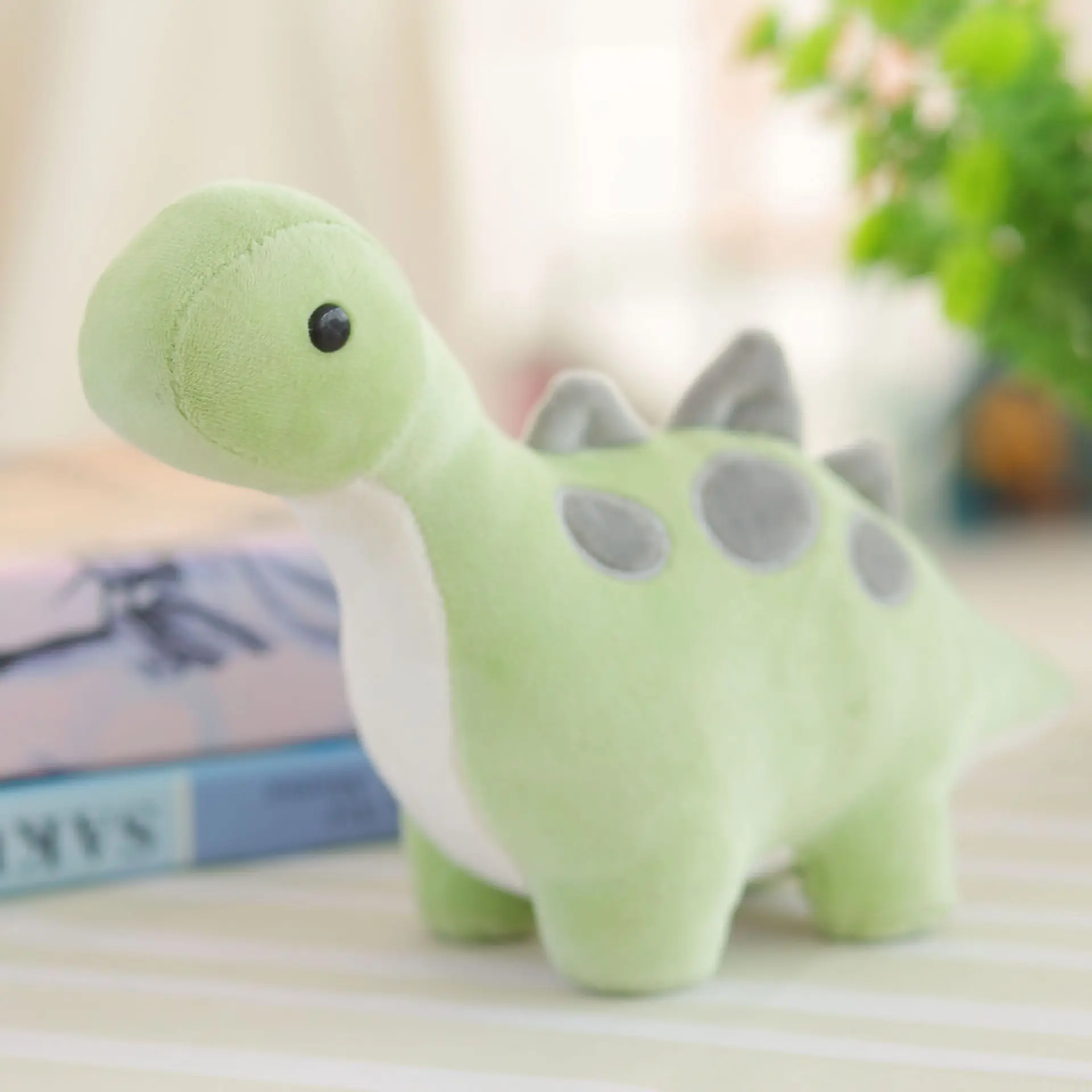 

Factory wholesale comfortable dinosaur dolls cute and stylish tyrannosaurus triceratops children's toys