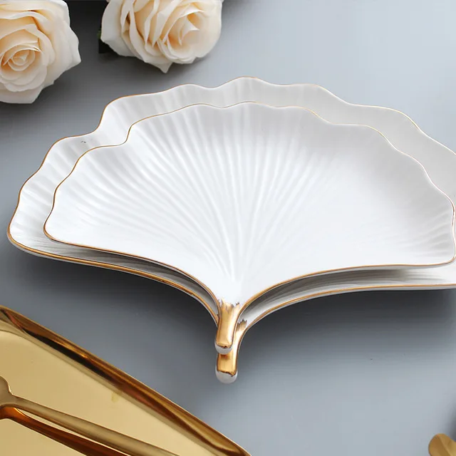 

INS Nordic gold ginkgo leaf ceramic western home display jewelry storage plate
