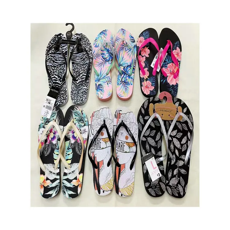 

0.34 Dollar RZT001 Men And Ladies Ready Stock Fast Ship  Prints  Size 36-45 For women's slippers, Mix