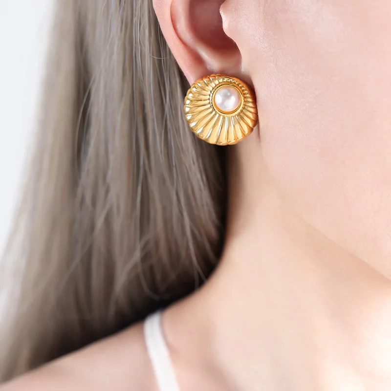 

French Style Titanium Steel Thread Circle Moonstone Earrings Stud Earrings 18K Gold PVD Plating for Girlfriends Earrings
