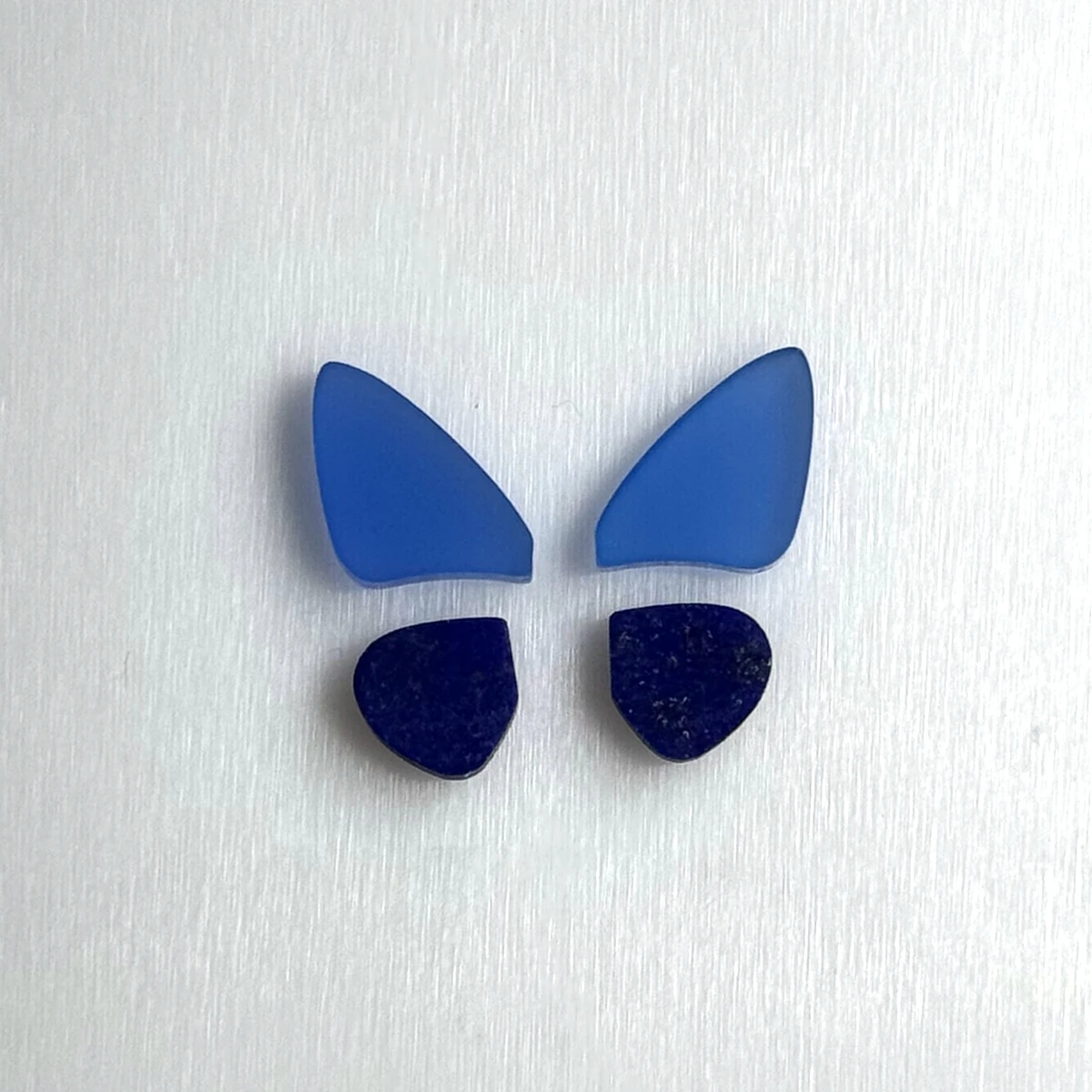 Natural Blue Agate Lapis Butterfly White Mother of Pear Shell Flower Red Agate Ladybug Gemstones for Jewelry Making