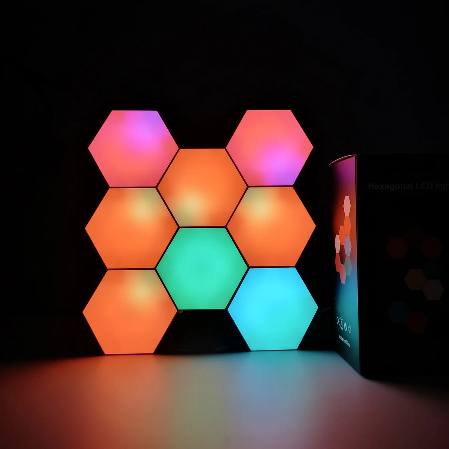 

Multi-Color Geometric Hexagon Free Splicing Lamp Creative Module Cellular Night Light Modern Simple Lamp