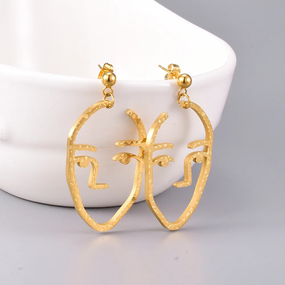 

2021 New Trendy Women Fashion 316L Stainless Steel 18K Gold Plated Dangle Hollow Women Face Shape Jewelry Stud Earrings