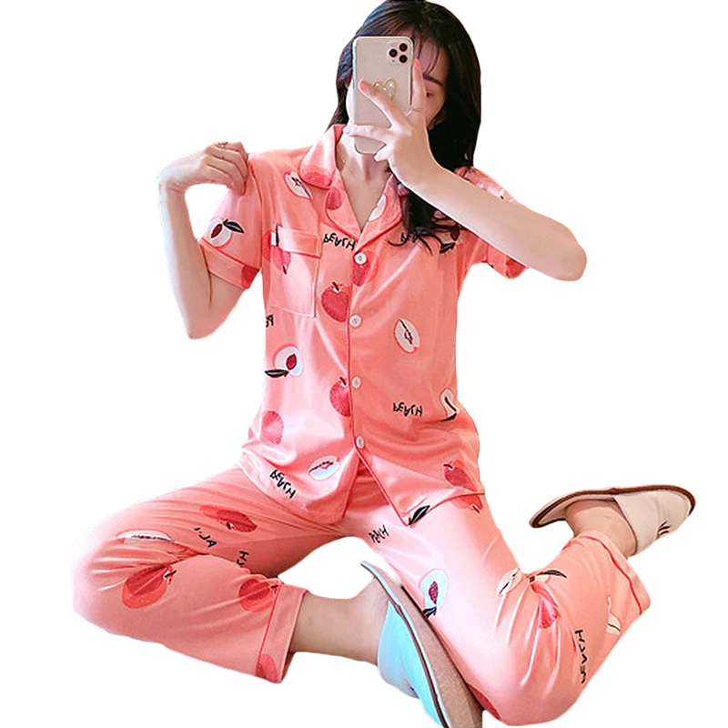 

Women Print Two Piece Set Short Sleeve Top Elastic Waist Pants Female Pajamas Wild Homewear, Shown