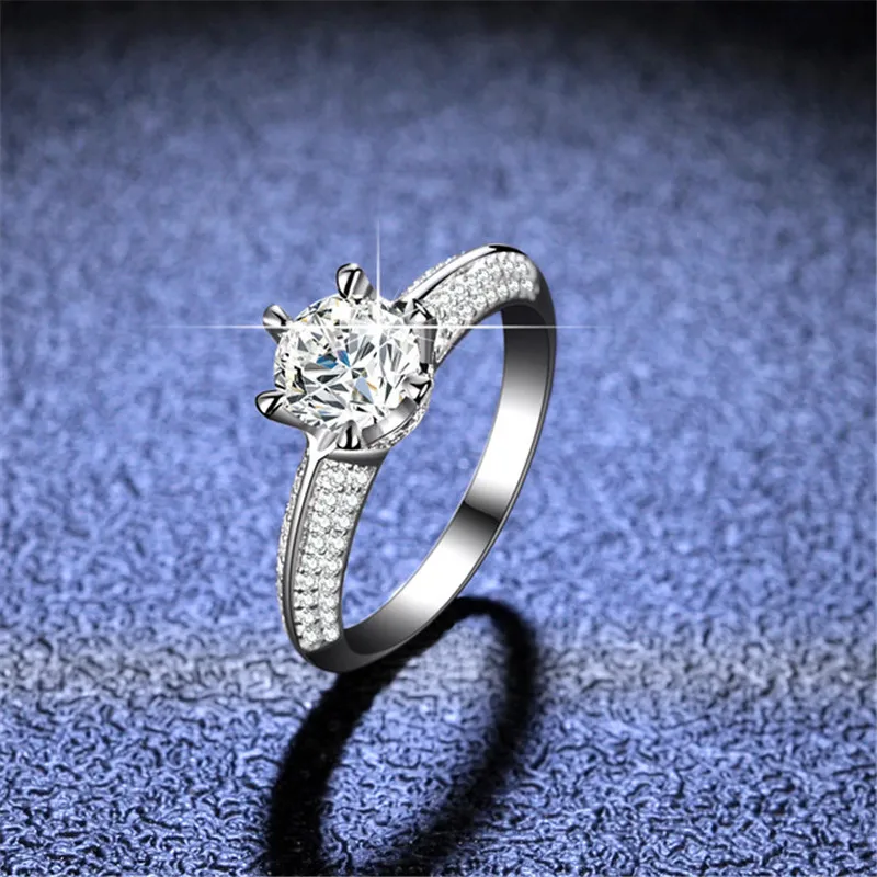 

Luxury 925 Sterling Silver Excellent Cut 1 Carat D Color Diamond Test Past Moissanite Ring Round Brilliant Cut Gemstone Rings
