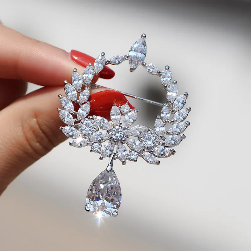 

2021 New Design wholesale Best Selling Charm Decoration Classic Jewelry Luxury Rhinestone Brooch Pin