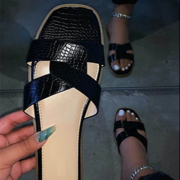 

2020 women's sandals Summer Latest Design Leather Women slippers beach Flat Ladies Sandals for Women, Black/white/pink /green