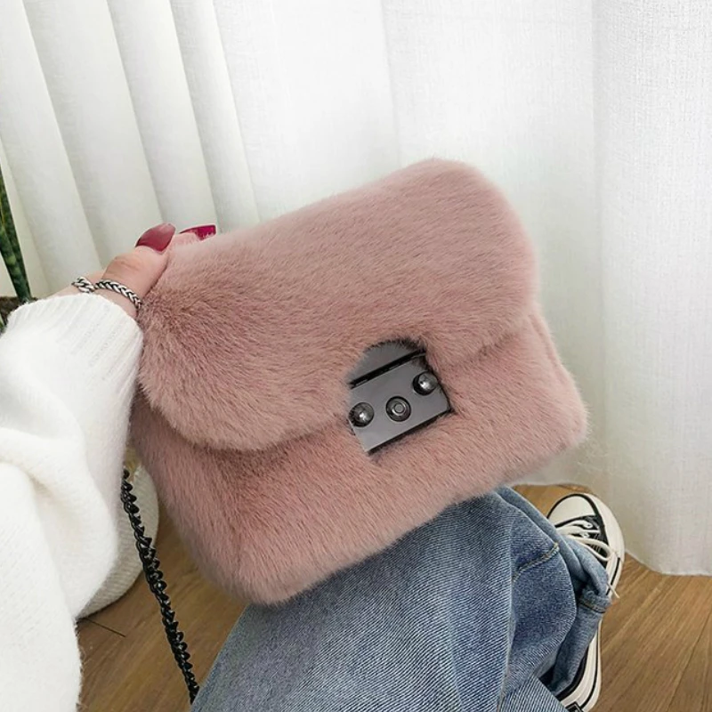 

Small Square Handbags Small Lock Chain Shoulder Messenger Furry Plush Bag For Women, Accept customized color