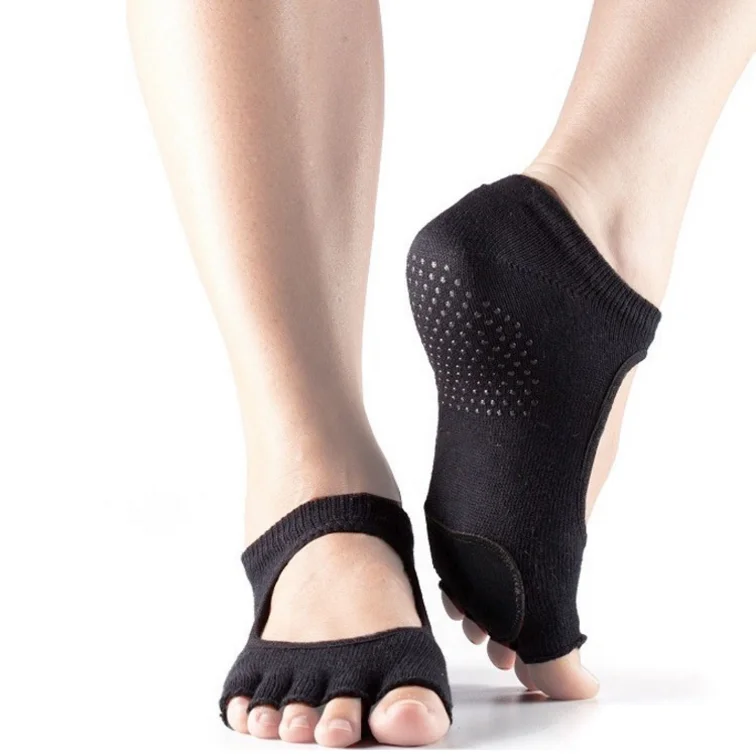AGRADECIDO Wholesale Backless Fingerless Anti Slip Socks Five Toe Socks Custom Yoga Socks With Leather