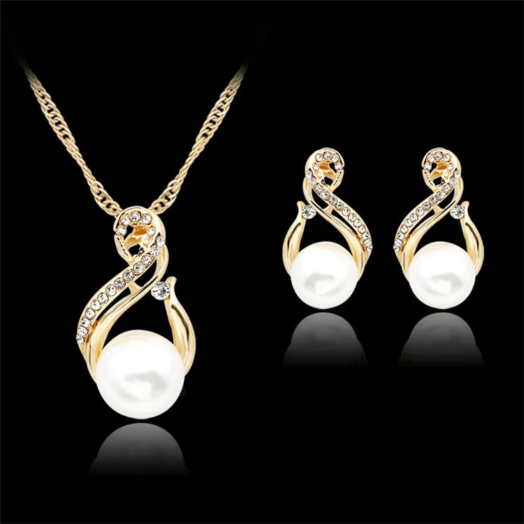 

Best Selling Elegant Women Wedding Pearl Pendant Earrings Necklace Sets Simple Real 18K Gold Plated Bridal Pearl Jewelry Sets