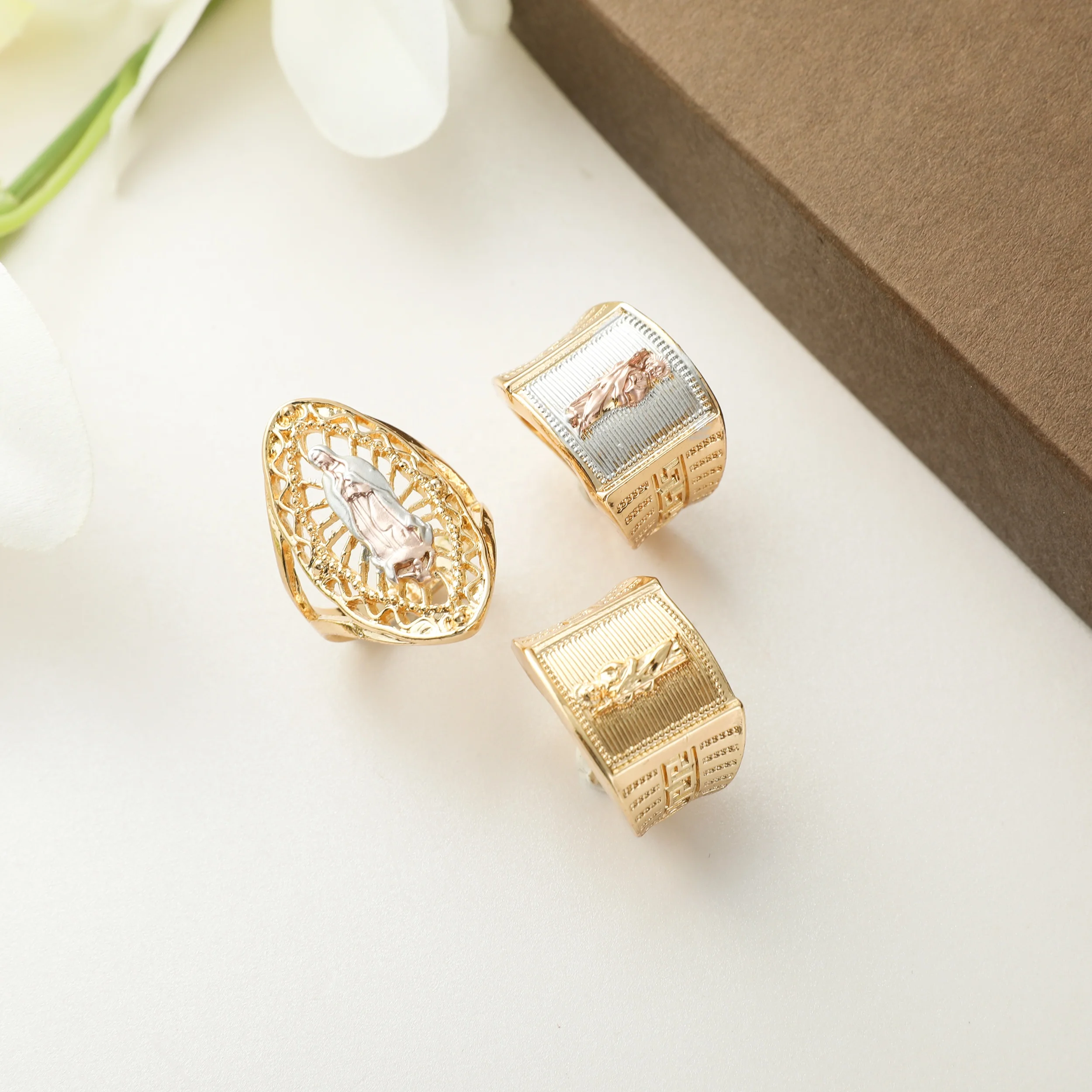

The fashionable glamour alloy jewelry Notre Dame st Jude copper alloy jewelry ring