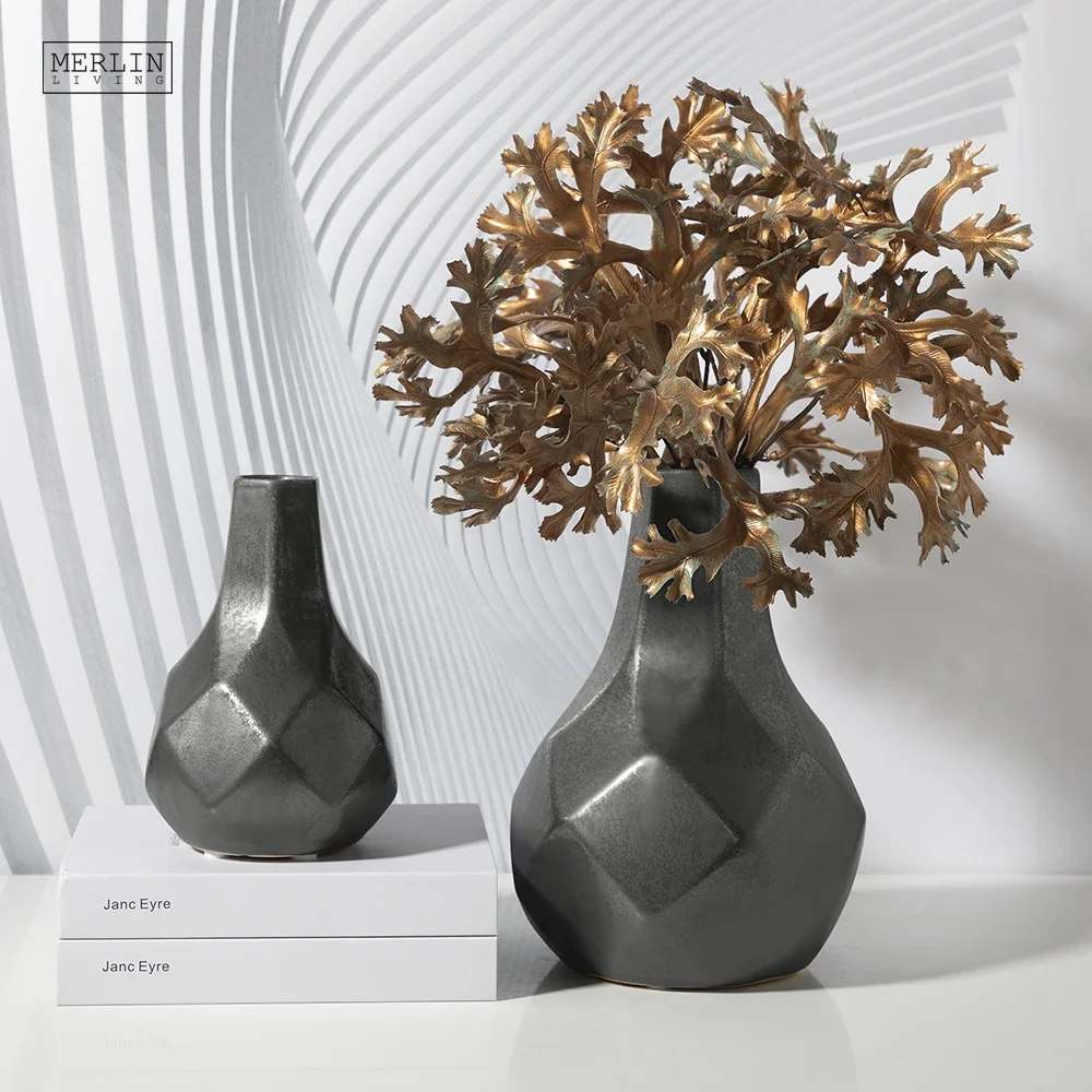 

Geometric Small matte deko black vase vaso jarrones ceramica de metal metalic flower vase Modern Minimalist decorative bud vase