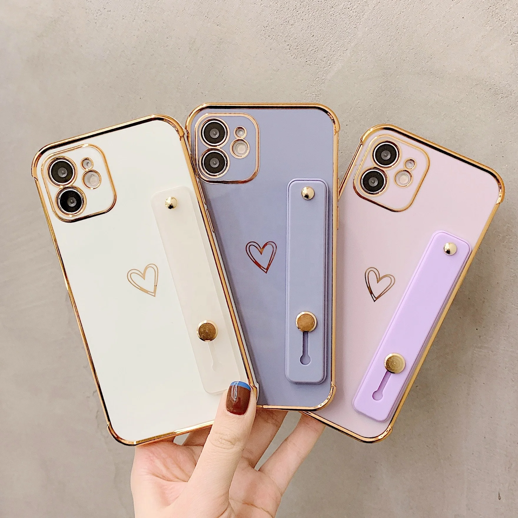 

Wrist Strap Plating Love Heart Phone Case For iPhone 12Pro Max 11 XR XS Max X 7 8 Plus 12 13 Back Cover Electroplating