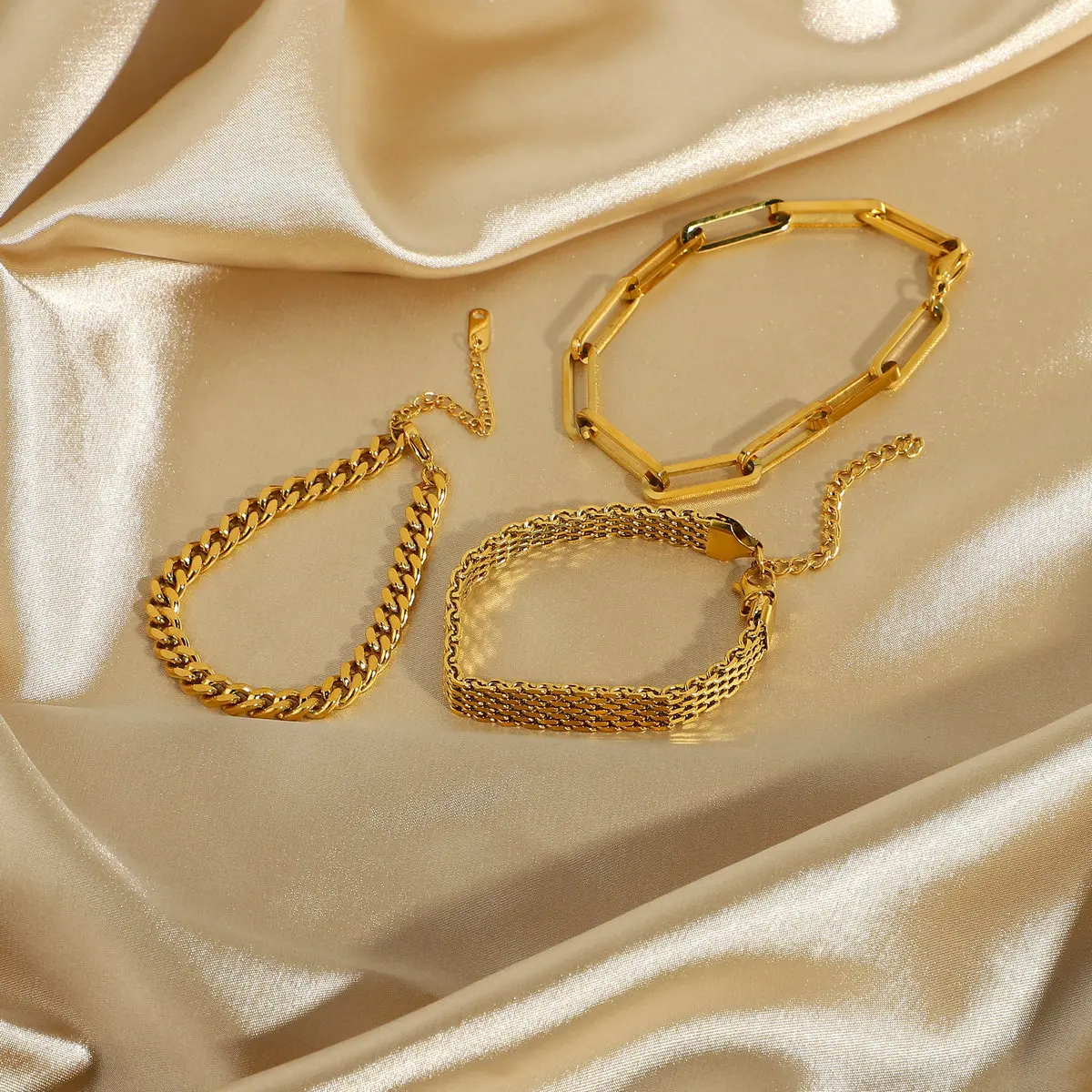 

2021 Fashion Charm Bracelets & Bangles Women Jewelry Designer 18k Gold Plated Stainless Steel Bracelet