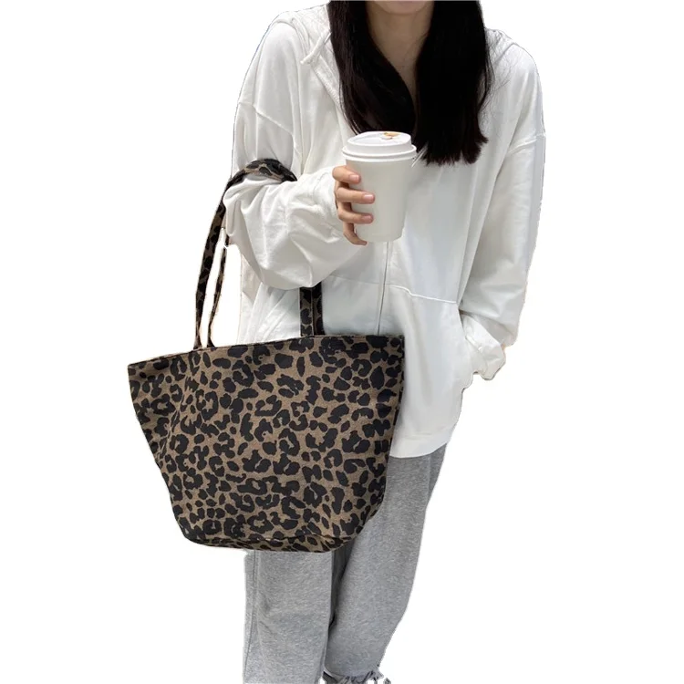 

Hot sale lady animal print clutch bag winter leopard women handbag