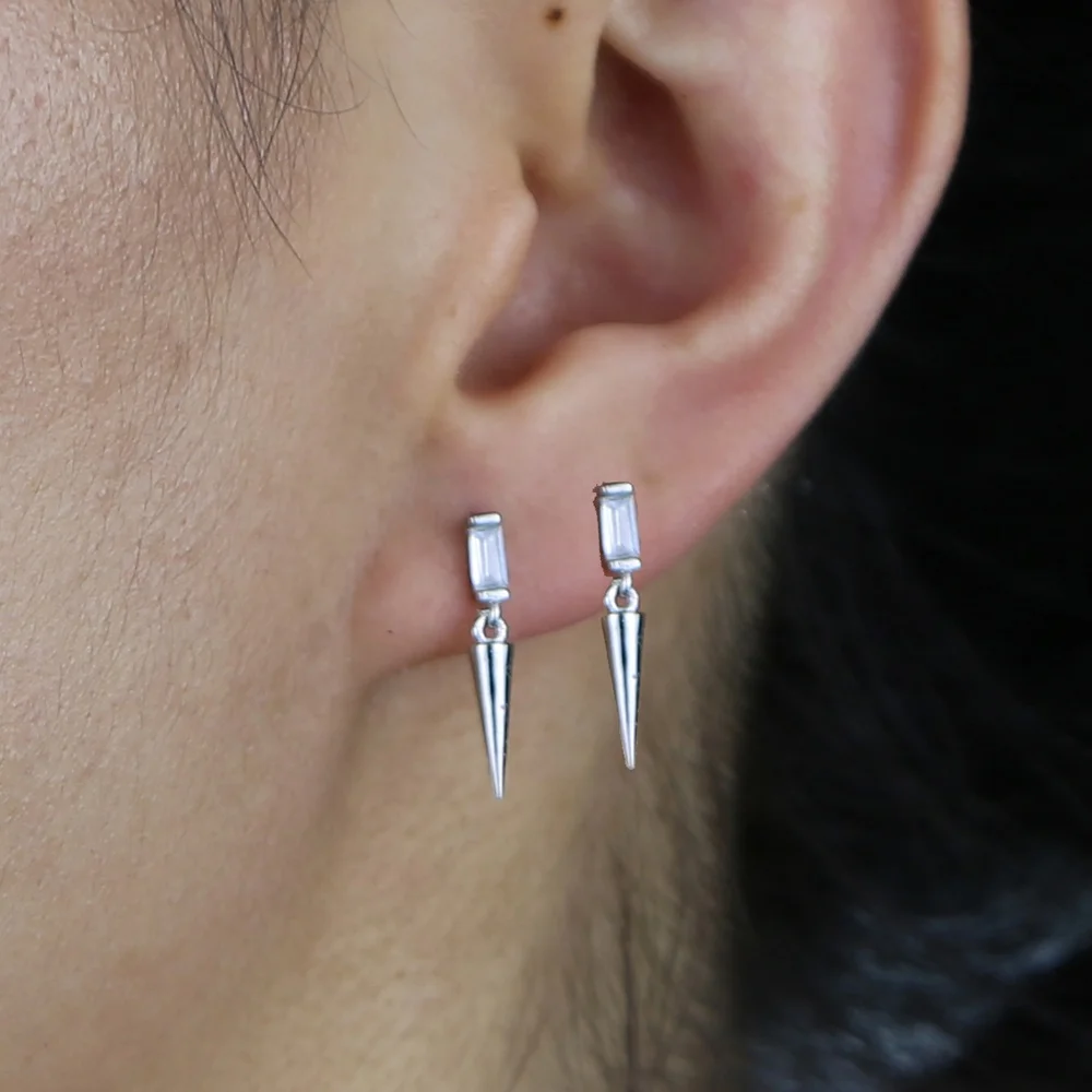 

New cute 2*4MM mini baguette cz stud geometric spike rivet charm earring in real 100% 925 sterling silver stud earring for women