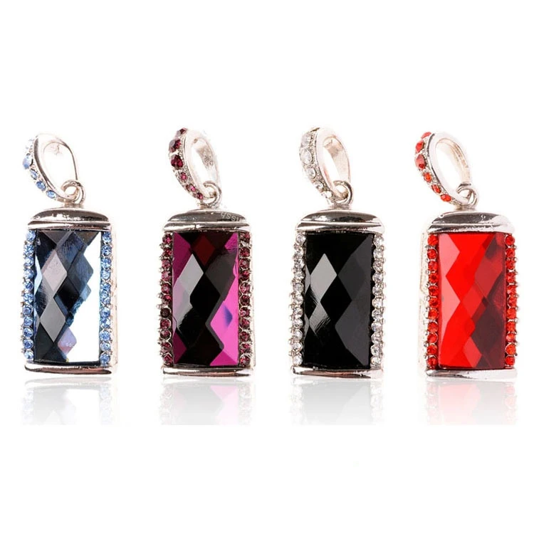 

Low MOQ 2.0 32G USB Flash Drive Small