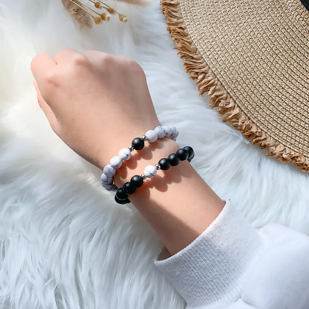 

2021 Fashion 2pcs/set Round charm Bracelet Magnet beaded Bracelets Lace-up couple bracelet For Lovers, While and black