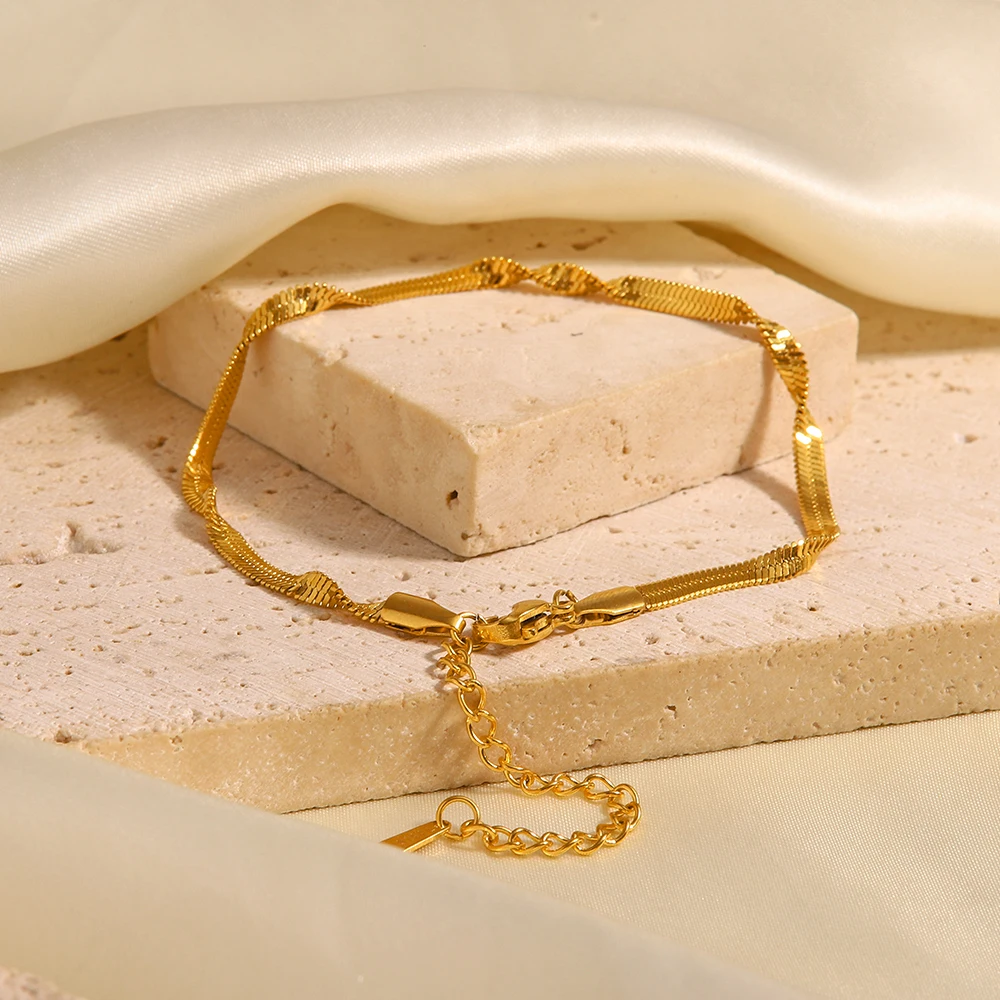 

Minimalism 18k Gold Plated Stainless Steel Jewelry Waterproof 3mm Twist Snake Chain Bracelet for Women