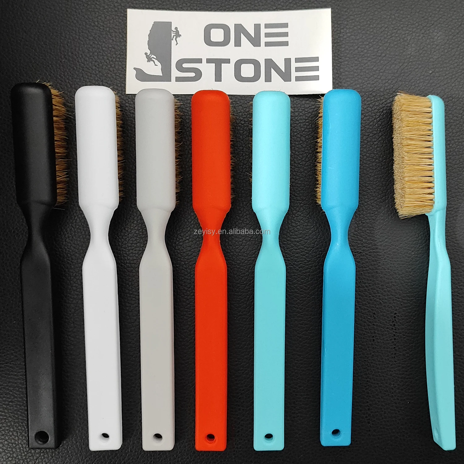 Rock Climbing Boar Hair Rock Climbing Brush with Ergonomic Handle  As Durable Cleaning Tool for Climbing Holds