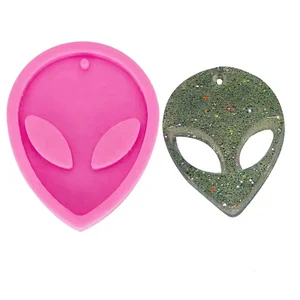 shiny S287 silicone Alien Mold for keychains