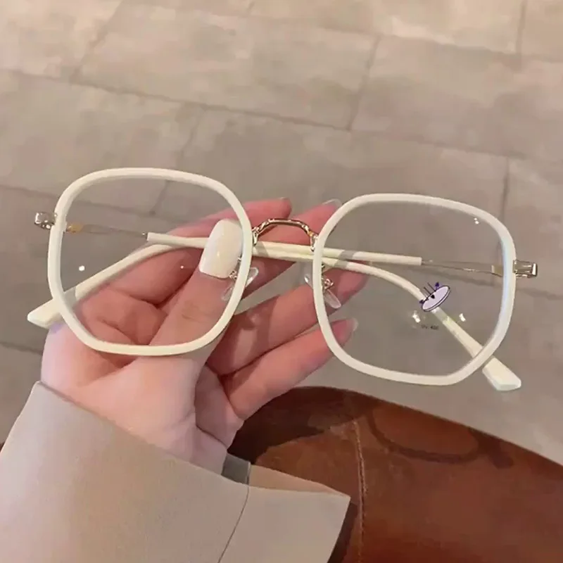 

DL Glasses Trend 2024 Valentine Anti Blue Light Glasses Large Frame Optical Eyeglasses Fashion Spectacles Custom