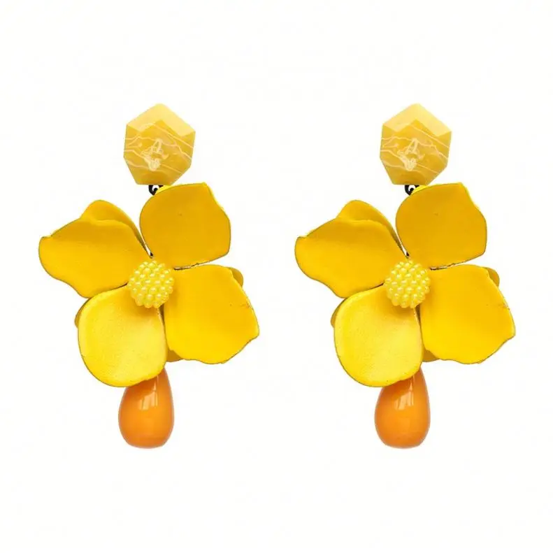 

Fashion flower shaped women's earrings Exaggerated personality resin earrings, Picture