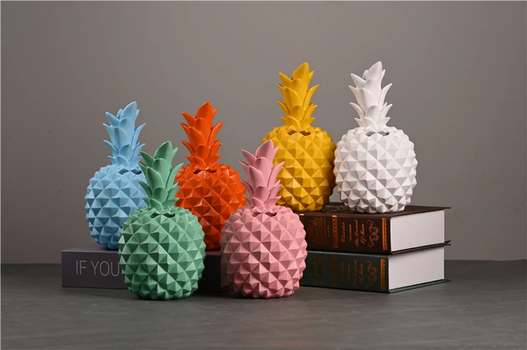 Home decoration lovely resin fruits figurineresin pineapple piggy bank for gift
