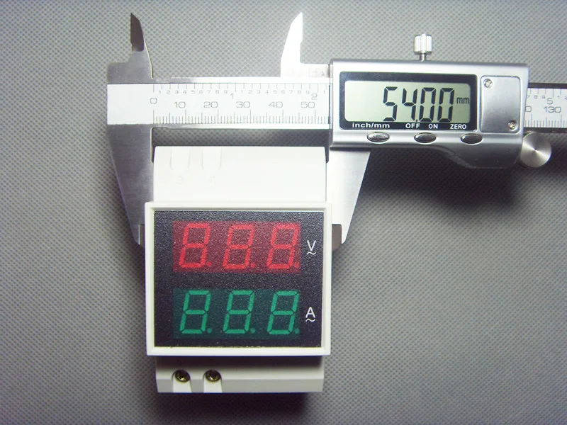 R8.jpg