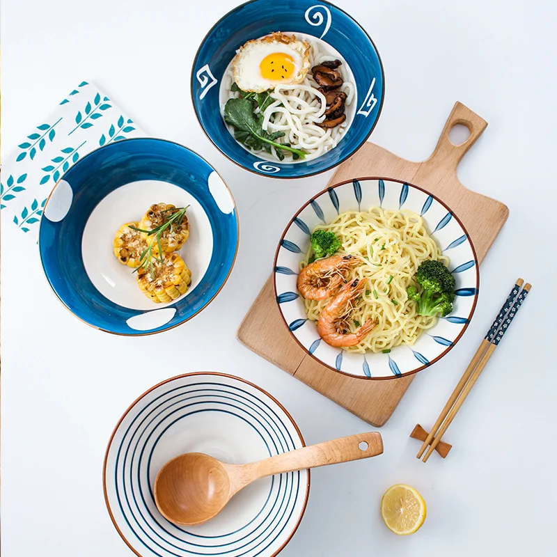 

Japanese-style hand-painted underglaze noodle soup with microwave oven ceramic hat bowl ramen salad bowl