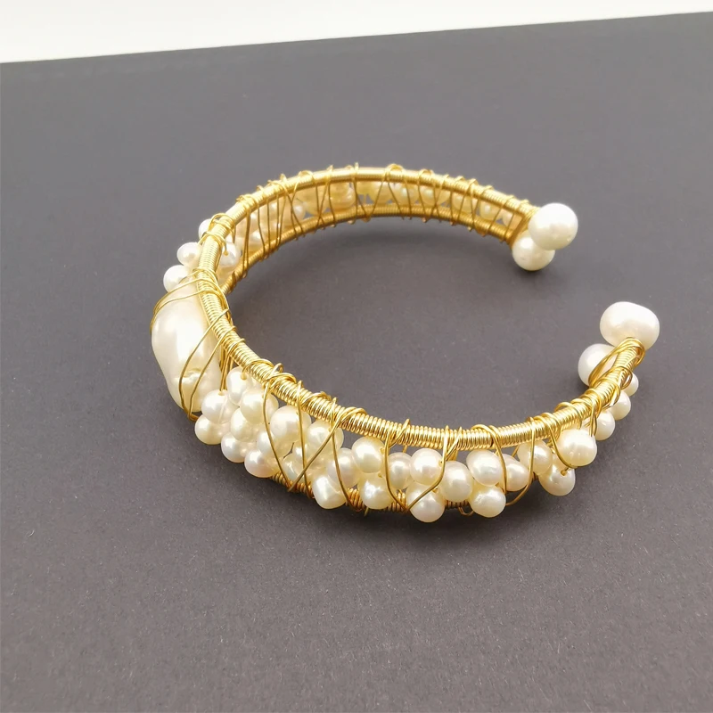 生珠宝有限公司 标题 高品质天然珍珠铜黄金填充手工可调节手链为妇女