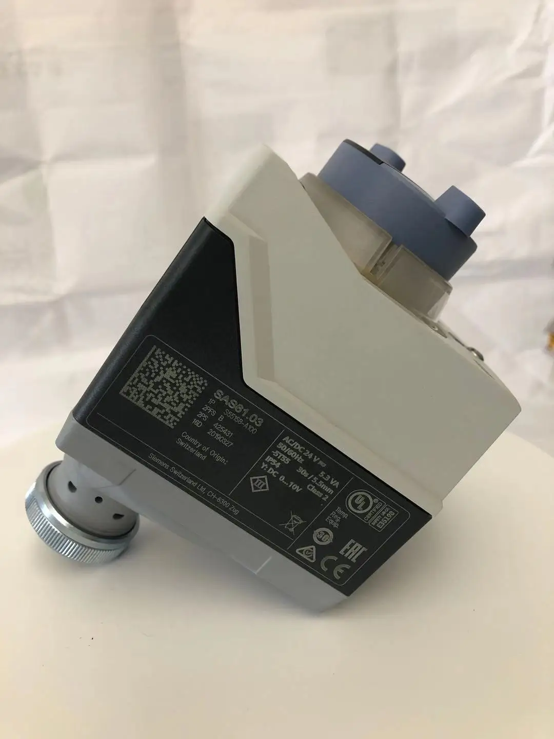 Siemens Actuator Sas61.03 Electromotoric Actuators With 5.5 Mm Stroke And 400 N Positioning