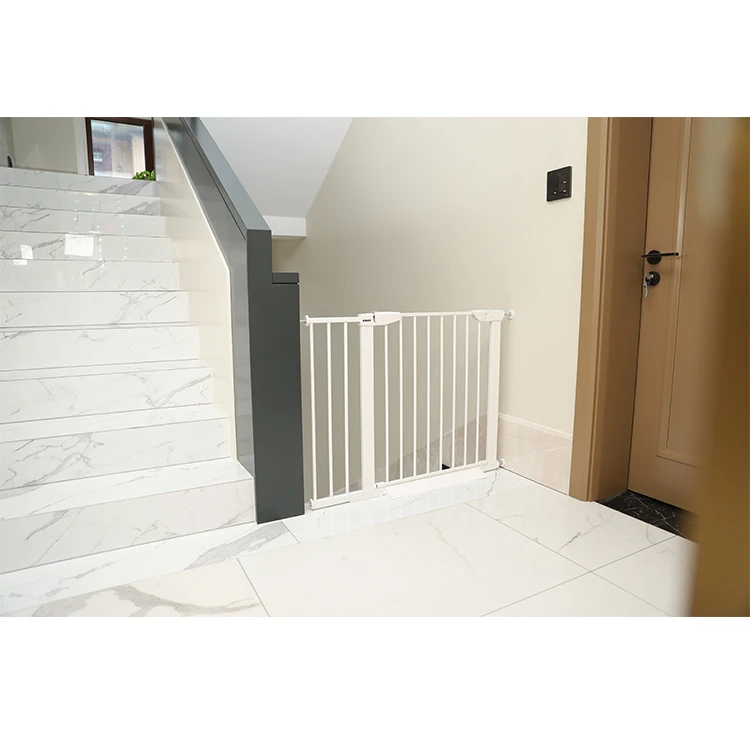 

Wholesale metal indoor safety gates baby barrier Automatically Closes Locks retractable baby gate safety, White metal