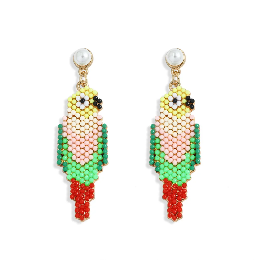 

2021 Bohemian Holiday Style Parrot Shape Earrings Creative Wild Rice Bead Inlaid Animal Earrings Wholesale, Like picture