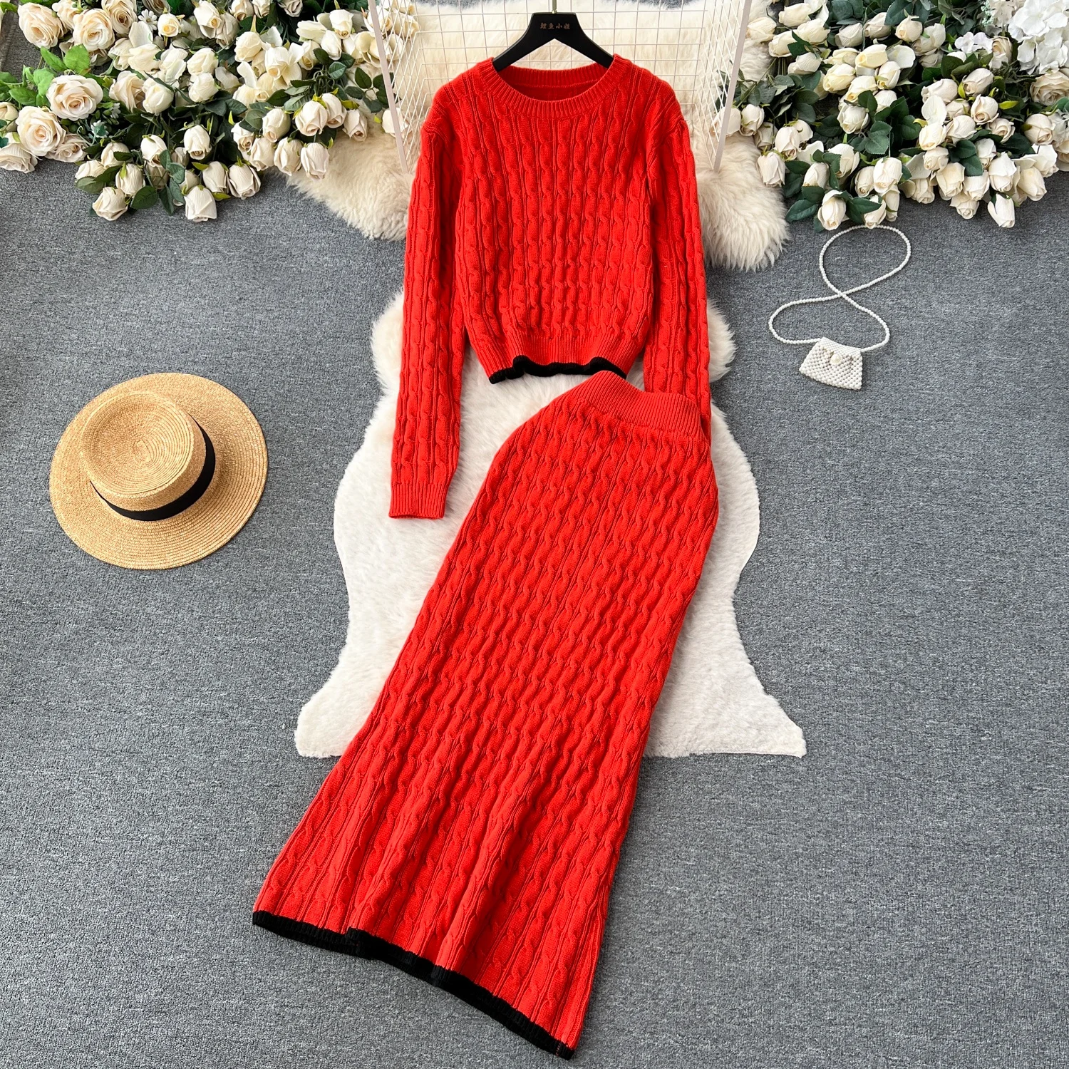 

Autumn Winter Twist Knit Sweater Sweater Women High Waist Package Hip Skirt Two-Piece Set