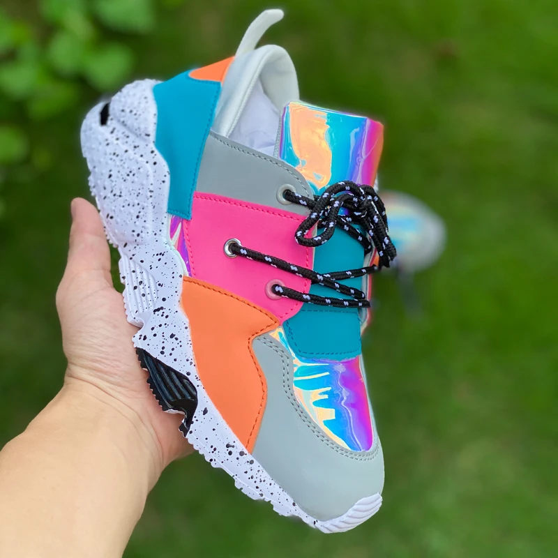 

Low Moq Walking Style Shoes Women's Big Size Fashion Sneakers Stock Custom Women Casual Shoes