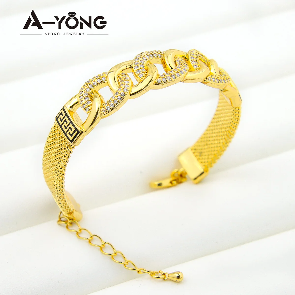 

Vintage Fashion Adjustable Bracelet Gold Plated 18k Twisted Bangle Bracelet for Women