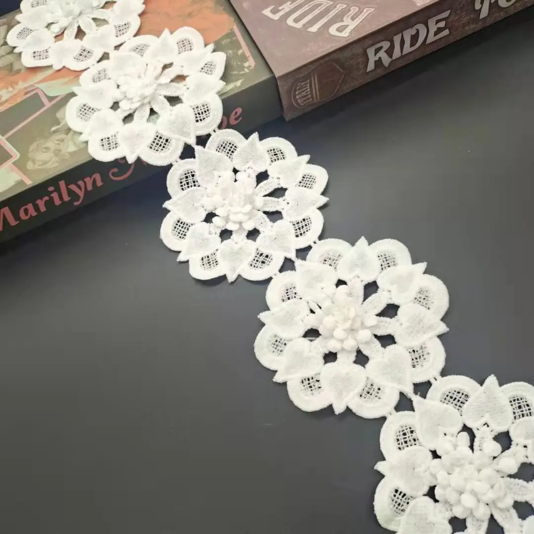 

New Design Water Soluble Embroidery White Lace Fabric Ribbon