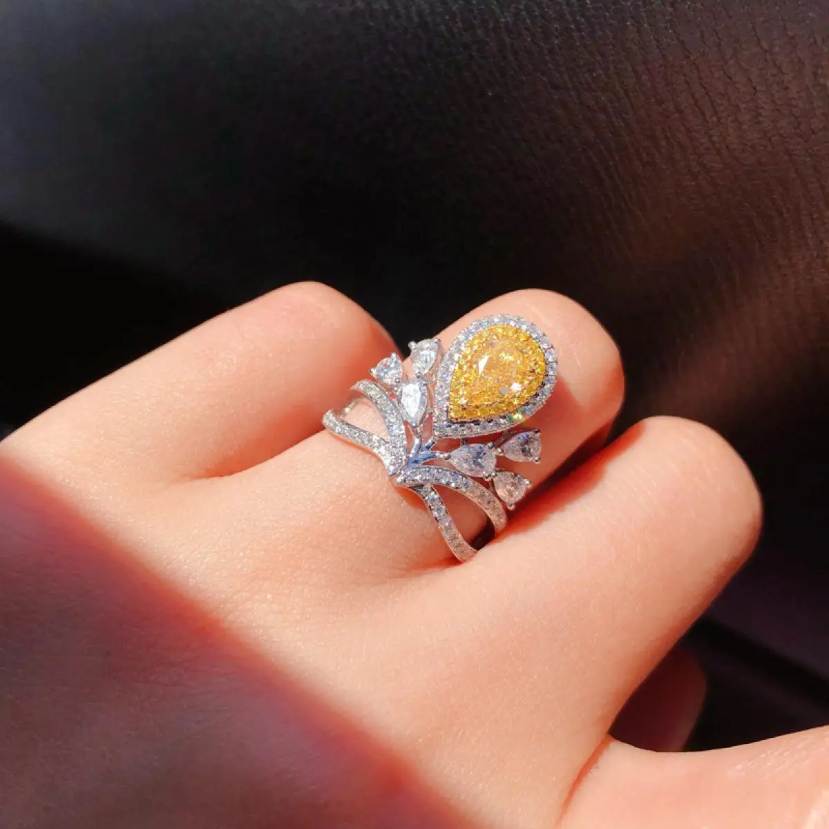 

Luxury Crown Ring 14K Rose Gold Color Yellow Topaz Stone Zircon Diamond Ring for Wedding Engagement Anniversary Jewelry Female