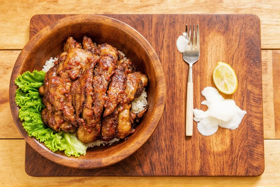 Rice bowl topped with grilled meat and bulgogi sauce
