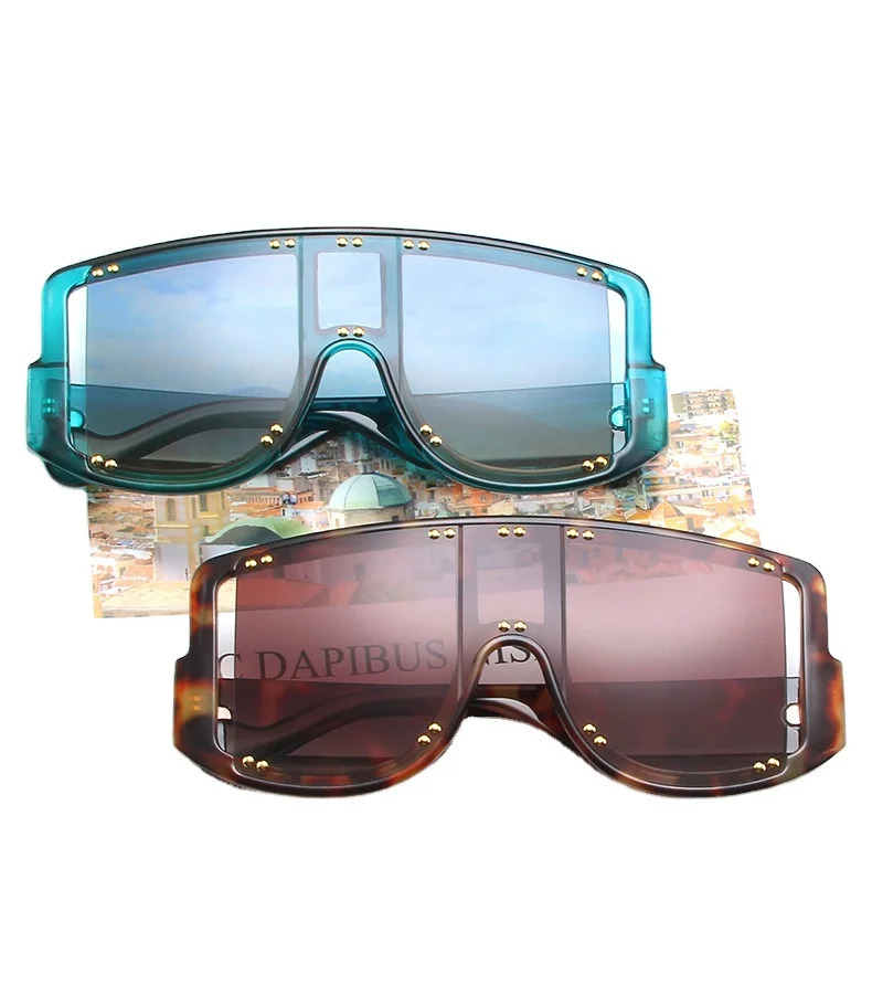 

2021 New Personality Large Frame One Piece Lens Rivet Sunglasses Fashion Trend Sunglasses, 6 colors