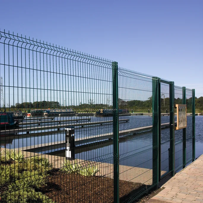 

China Supplier Cheap garden fence Square post PVC wire mesh fencing welded mesh fence, Green