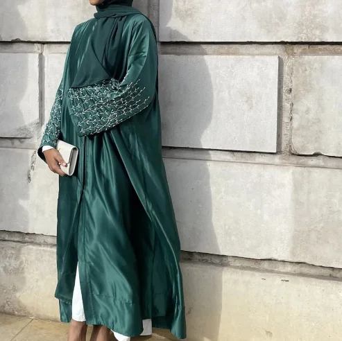 

Newest abaya women muslim dress 2023 dubai Hand Beaded Muslim Dress Robe with belt