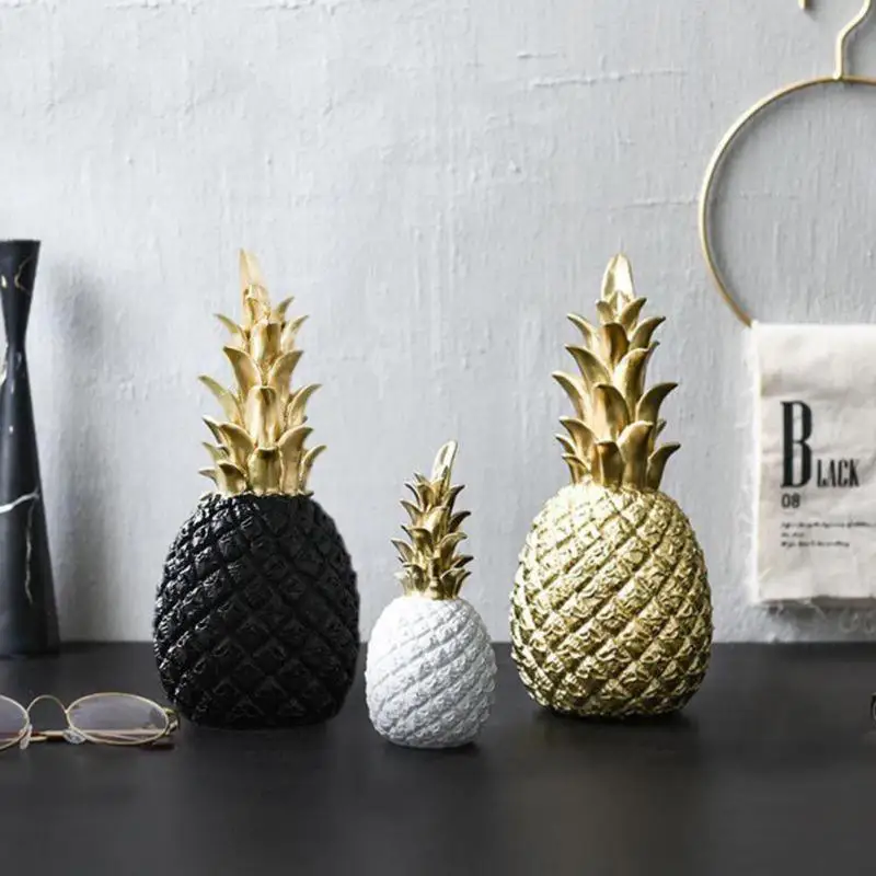 

Pineapple Ornament Synthetic Resin Individual Metal Finishes Craft Nordic Modern Home DecorWindow Desktop Display Props, As photo