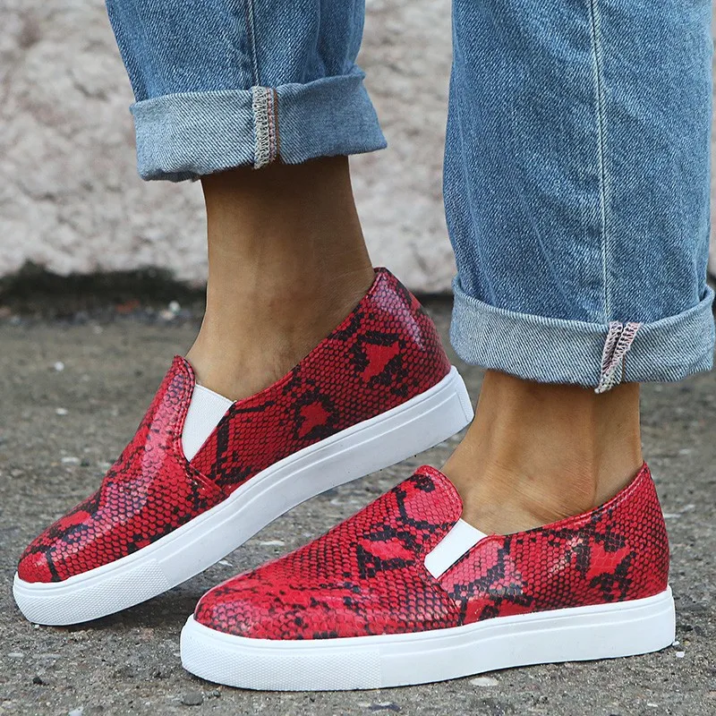 

Wholesale Flat Casual Slip On Printed Sneakers Stylish Canvas Women Shoes, Picture