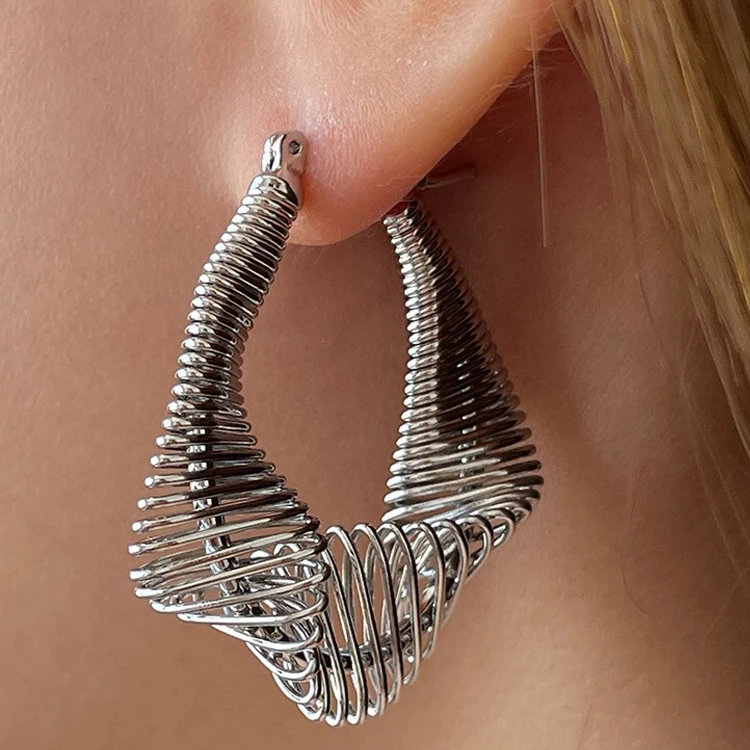 

Amoryubo Fashion Alloy Silver Plated Woman Spring Earring Jewelry, Gray gold silver