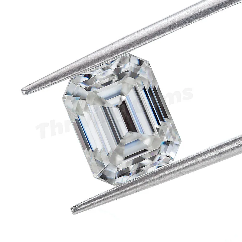 

Thriving Gems 5*7mm Emerald Cut White Loose Moissanite Stones