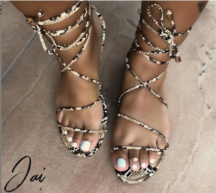 

American girls hot sales summer 2020 Sandals Slides Sliver Crystal Outdoor Summer Women Ladies Bag Shoes Platform Sandals Women, Pantone color is available