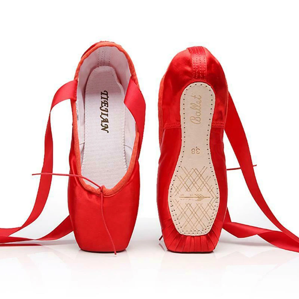 Hot selling fashion girls training dance flat soft-soled pointe ballet dance shoes dance shoe.jpg