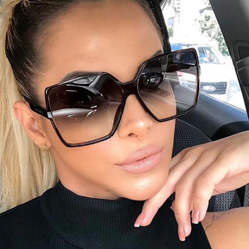 

Oversized Sunglasses Women Big Square Retro Sunglasses UV400 Shades for Women Fashion Driving Fishing Big Frame Sun Glasses